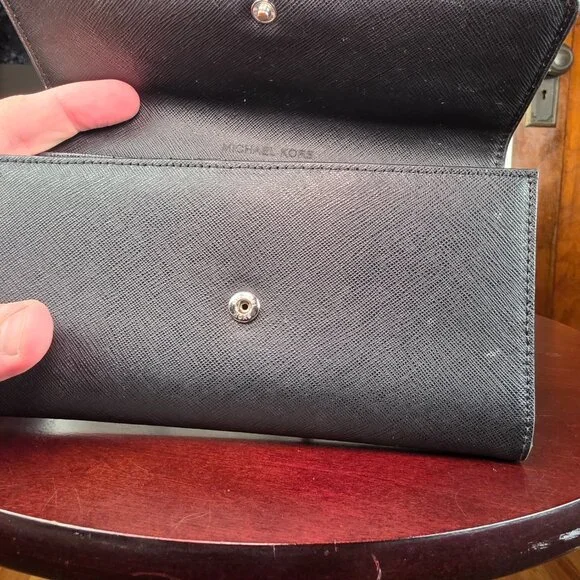 Michael Kors Womens Jet Set Travel Large Trifold Leather Wallet, Black - Picture 9 of 17